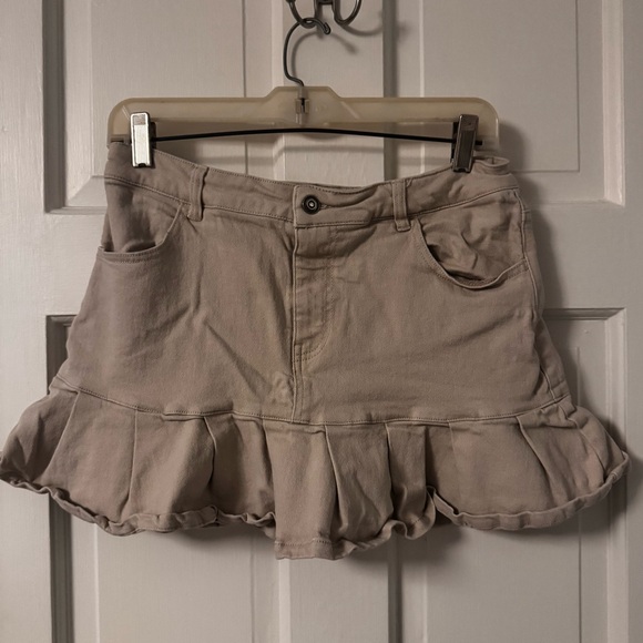 Elodie Dresses & Skirts - Elodie Women's Beige Ruffle Hem Skirt